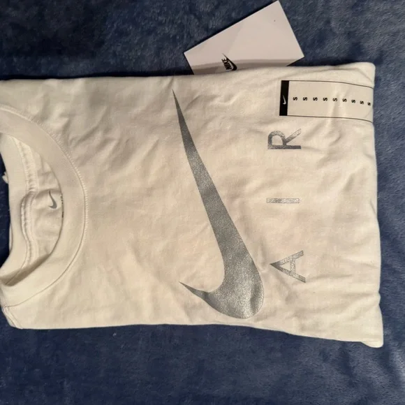 Nike Men's White Tee with Silver Logo - Picture 2 of 2